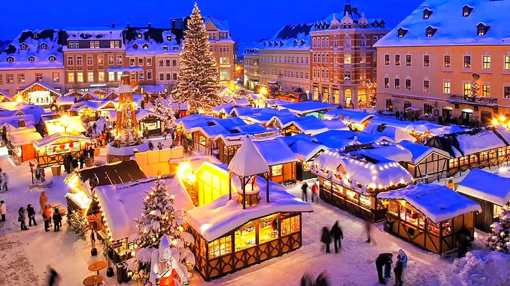 10 Magical Places To Celebrate Christmas In The Us International