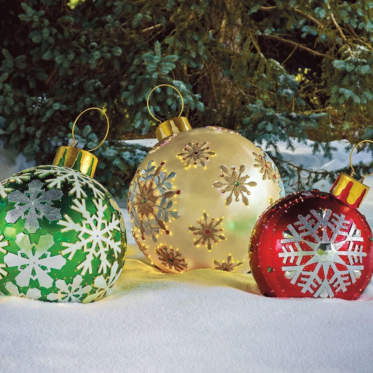 10 Outdoor Christmas Decorations Large