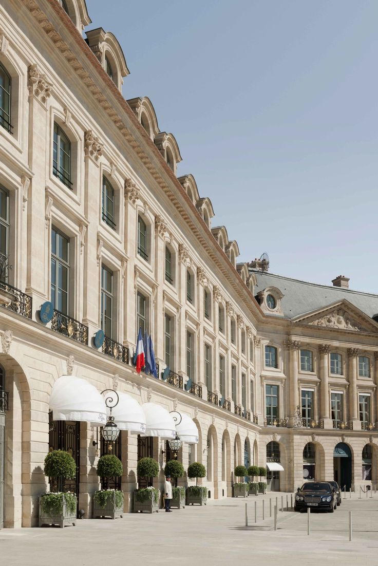 10 Surprising Facts About The Ritz Paris The Ritz Paris Paris Suites