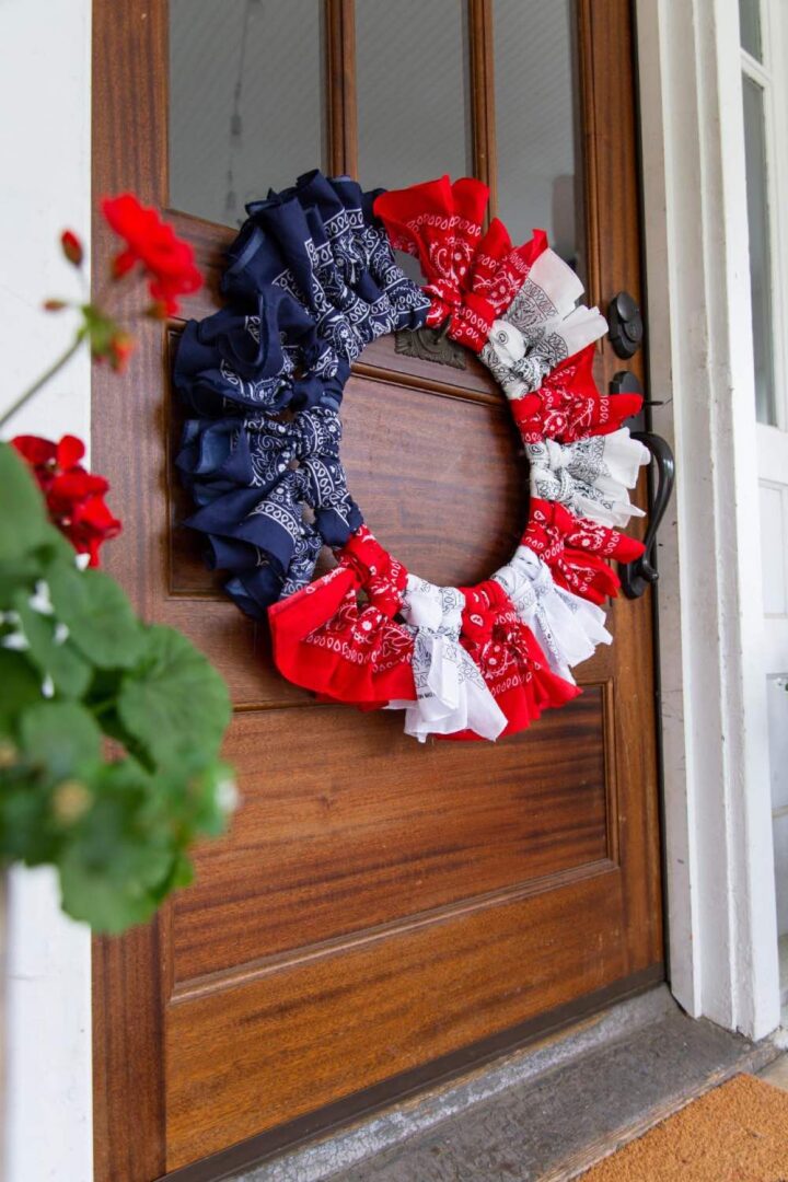 14 Quick And Easy Homemade 4Th Of July Decorations The Budget Decorator