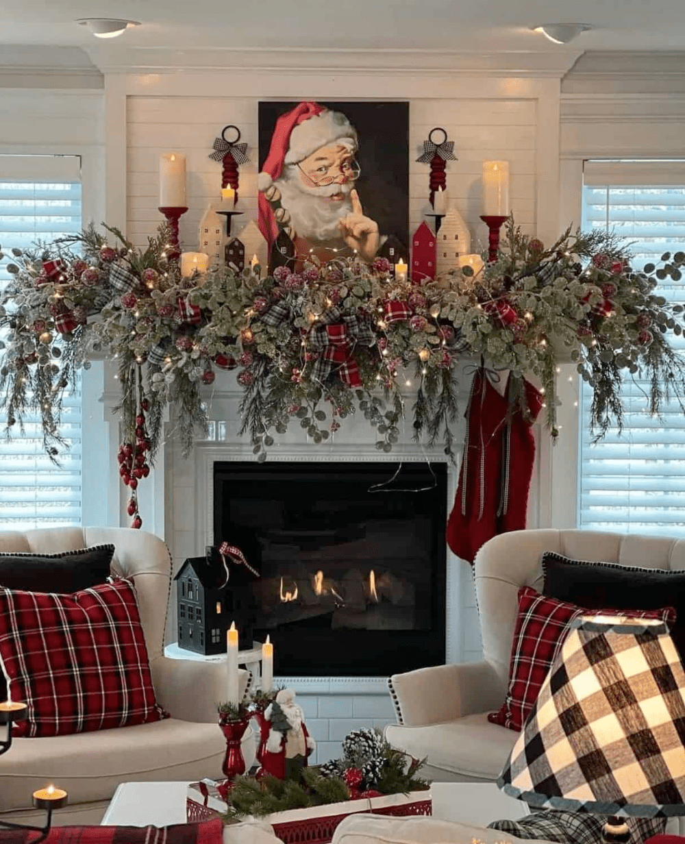 18 Most Beautiful And Festive Christmas Garland Decorating Ideas