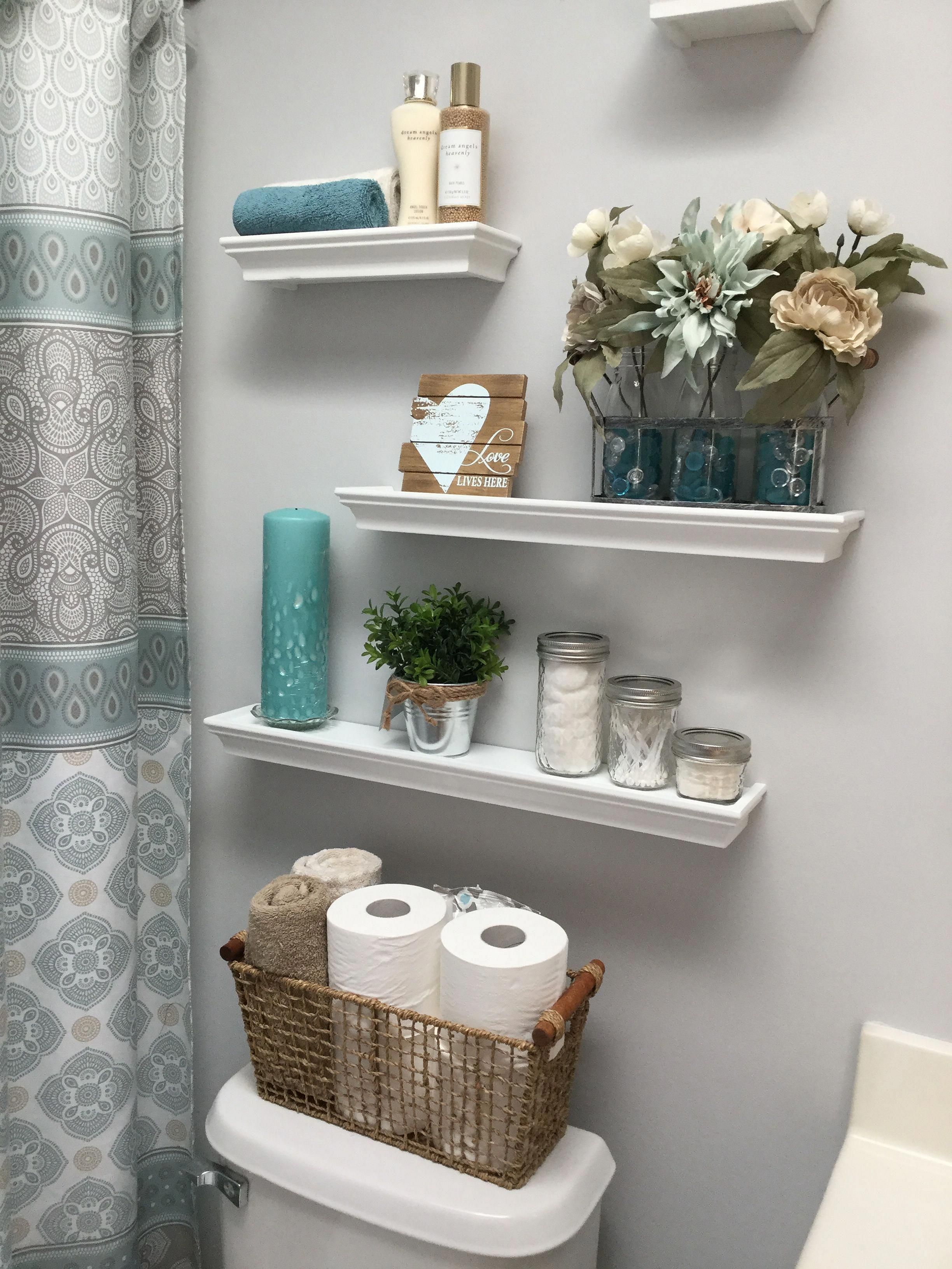 20 Ideas For Decorating Bathroom Shelves