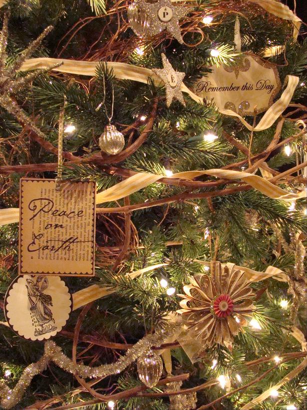 20 Stylish Elegant Ideas For Christmas Tree Decorations Founterior