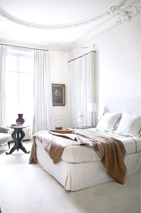 22 Dreamy Parisian Bedrooms For Your Inspiration Parisian Bedroom