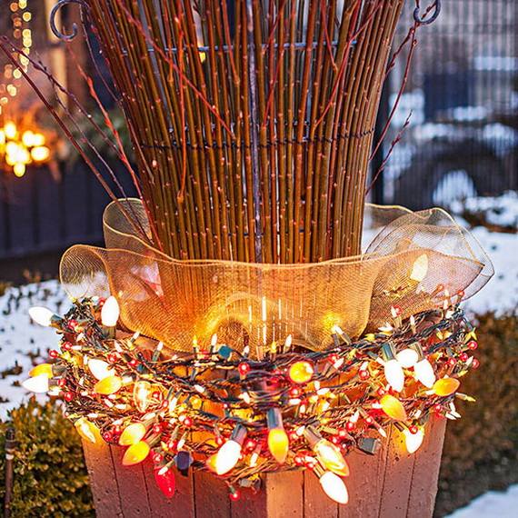 25 Unique Outdoor Christmas Decorations Ideas For A Festive Holiday Season