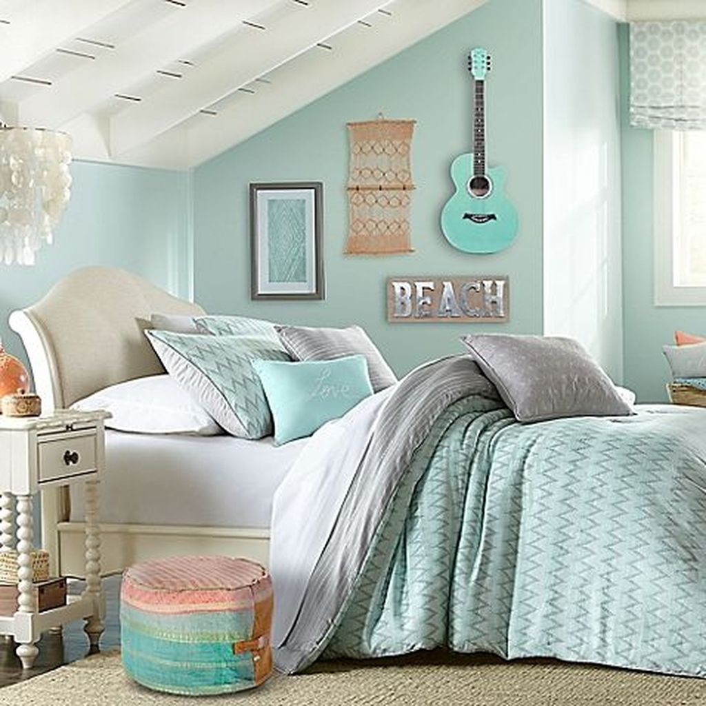 37 Fantastic Beach Theme Bedroom Ideas Make You Feel Relax Bedroom Themes Beach Style Bedroom