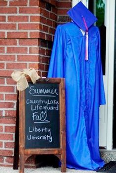 39 Creative Graduation Party Decoration Ideas For More Fun Graduation