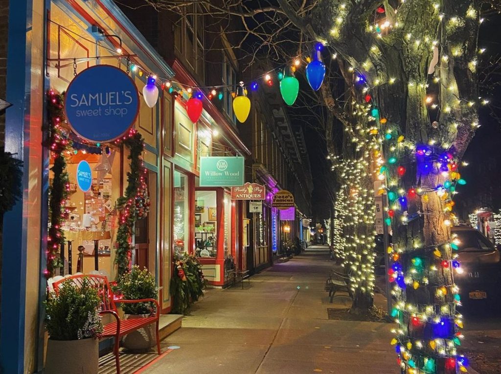 5 Best Christmas Towns Near Nyc For The Most Enchanting Holiday Season