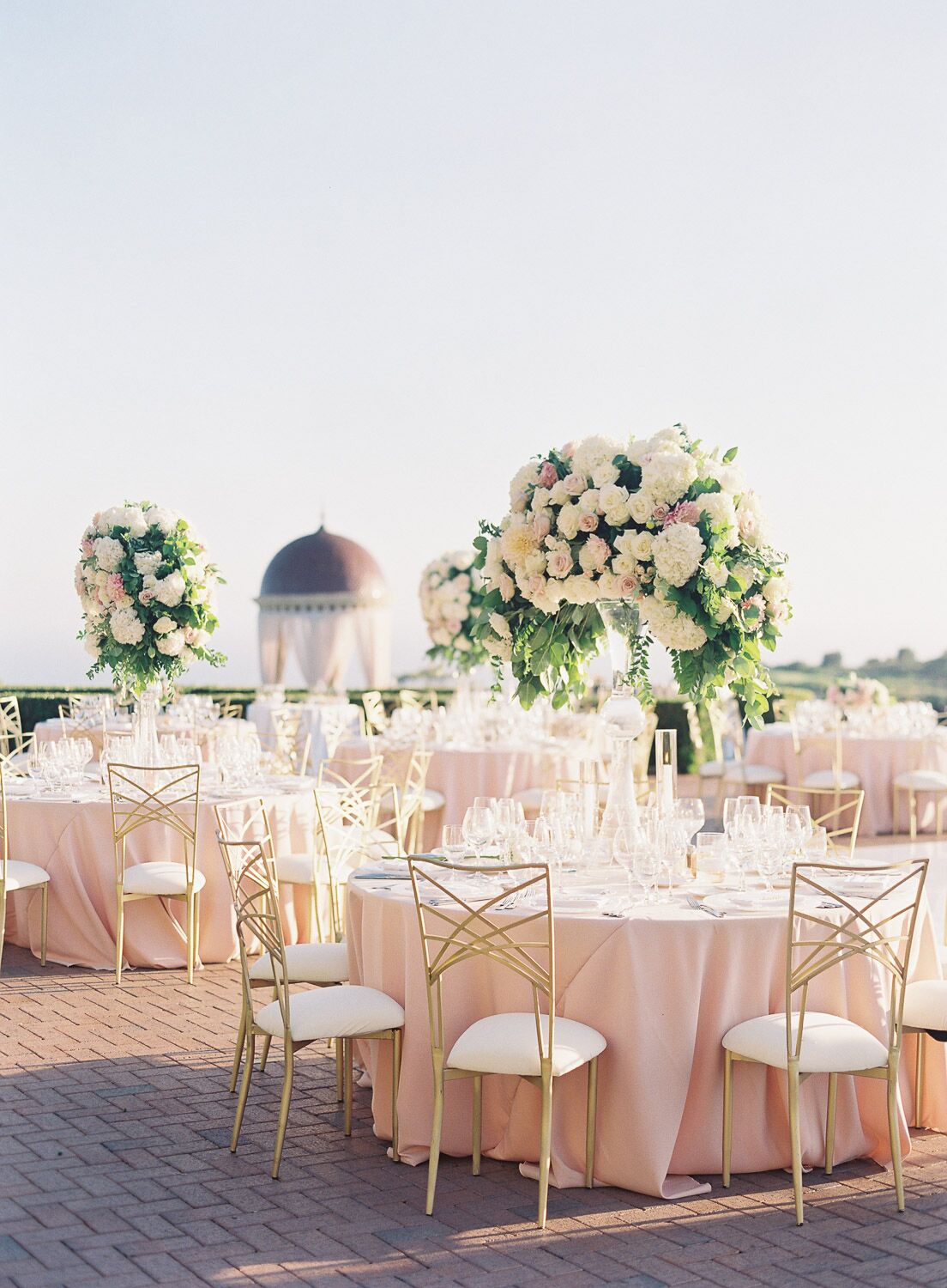 5 Wedding Reception Table Layouts Your Guests Will Love Caroline Tran Los Angeles Wedding