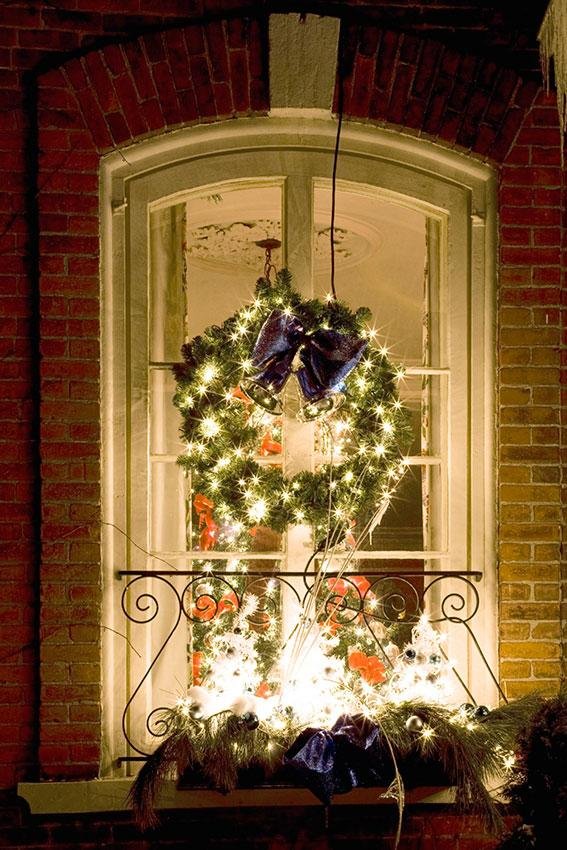 50 Windows Christmas Decorations Ideas To Displays Decoration Love