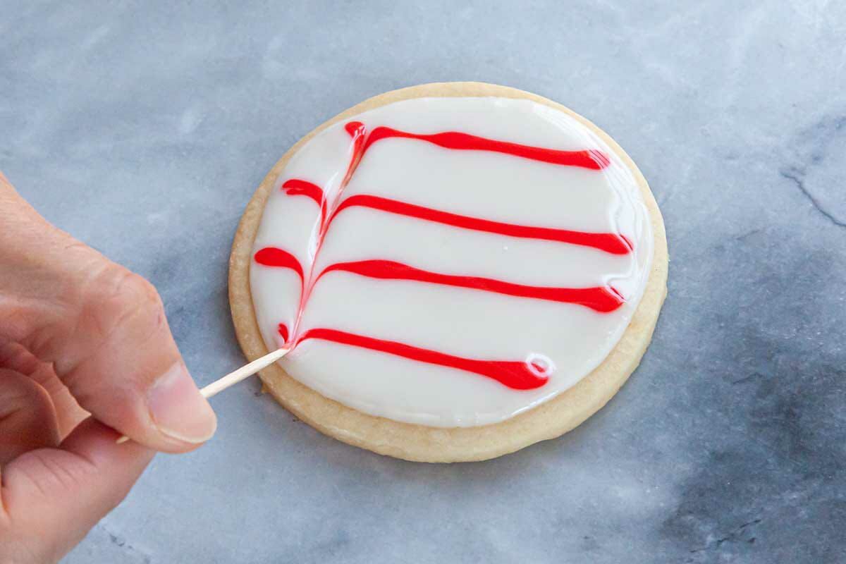 6 Ways To Decorate Cookies With Royal Icing