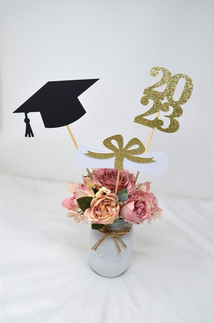 64 Grad Ideas In 2021 Graduation Party Decor Graduation Decorations