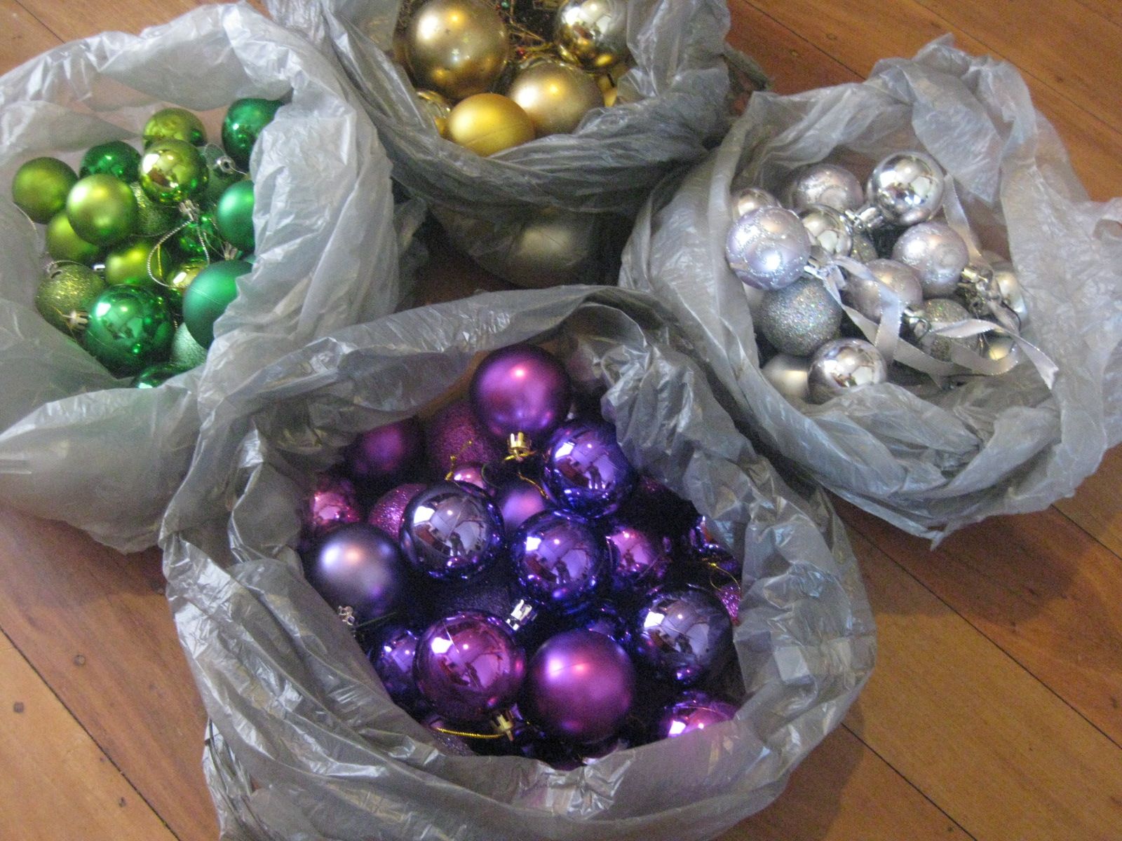 8 Easy Affordable Ideas For Storing Organizing Christmas Decor