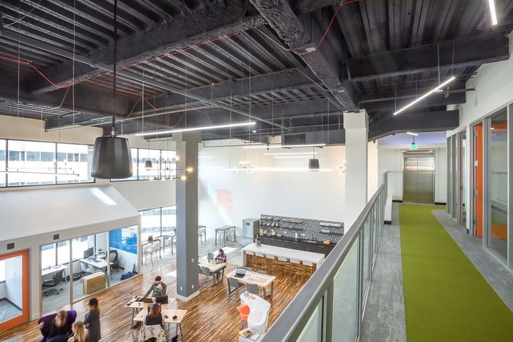 A Look Inside Level Office S New Denver Coworking Campus Officelovin