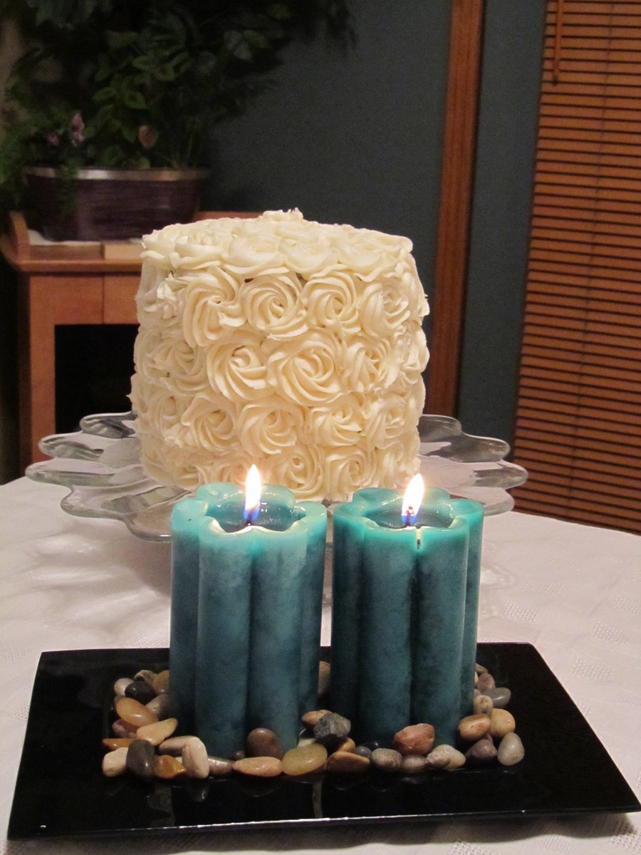 A Very Quick Last Minute Cake With Butter Cream Rose Swirls And Flower