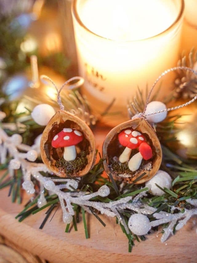 Adorable Walnut Shell Christmas Ornament Diy Crafts