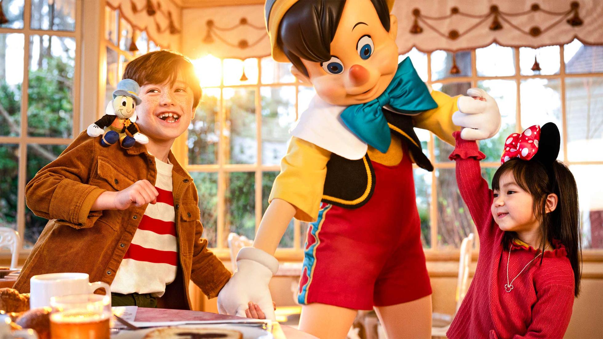 All Activities Events Character Dining Disneyland Paris