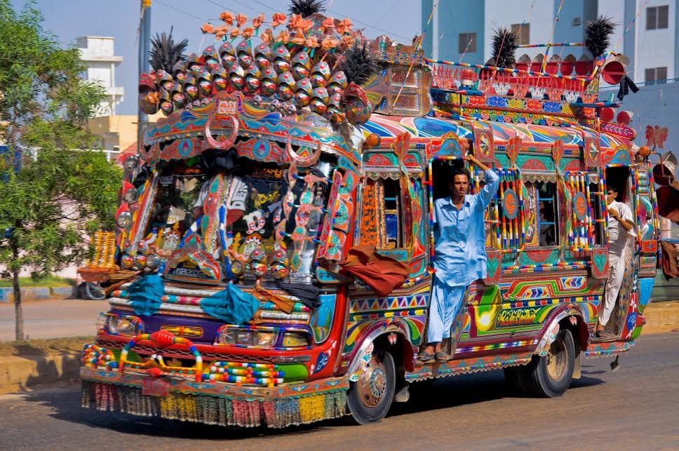 All Trucks In Pakistan Are Decorated Like This R Atbge