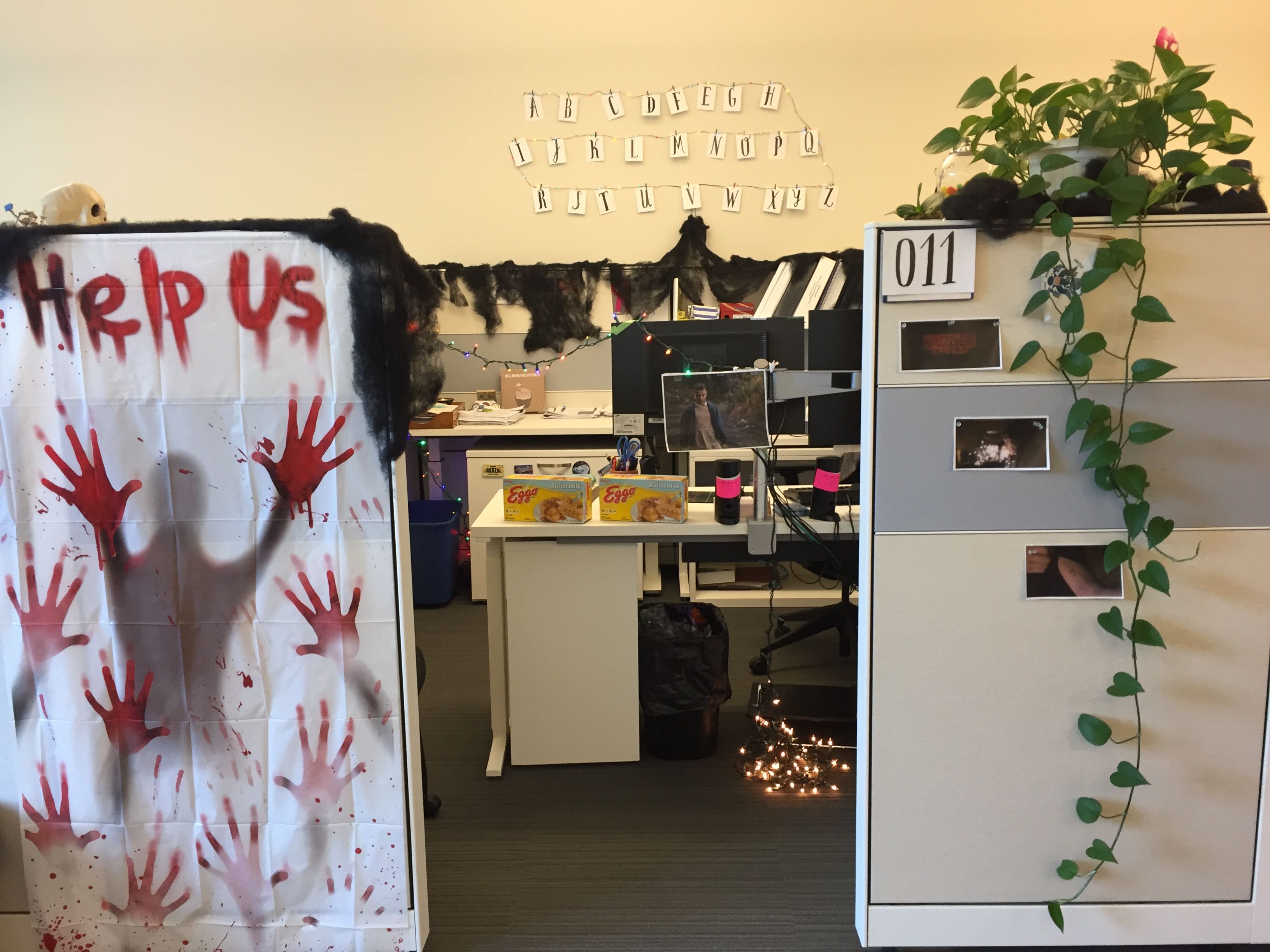 Amazing Cheap And Scary Halloween Decorations Ideas Breakpr Office