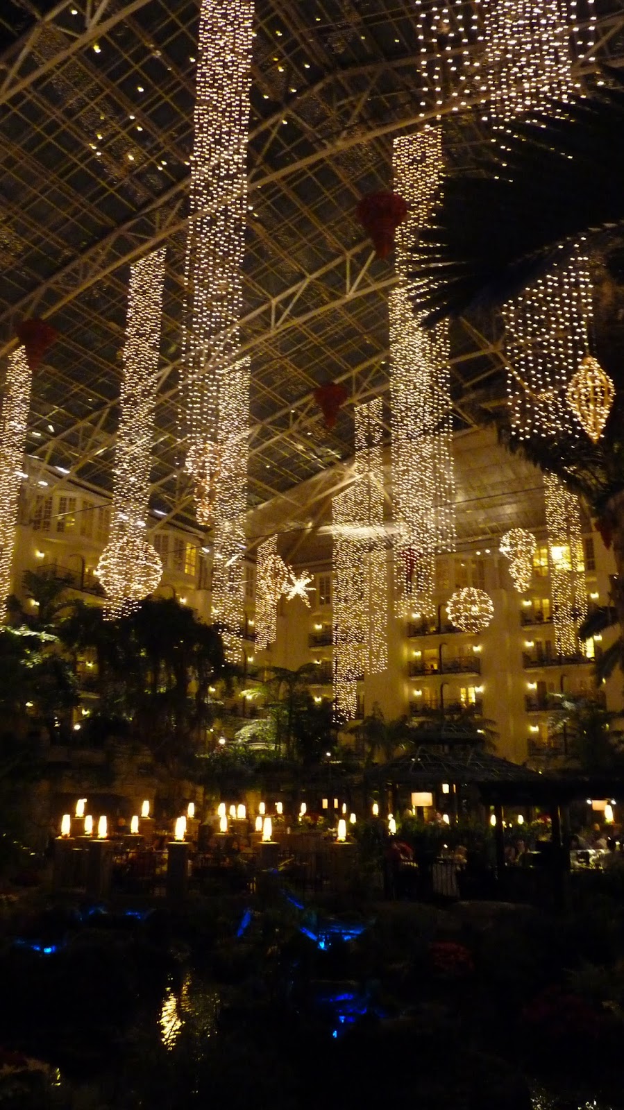 An Opryland Christmas Extravaganza