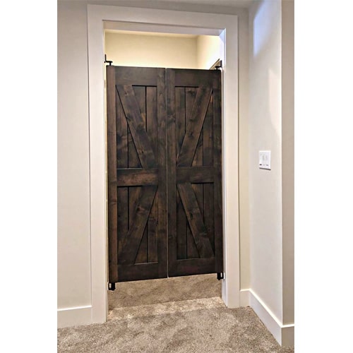 Can A Barn Door Be Hinged The Best Hinges For Barn Doors Swinging