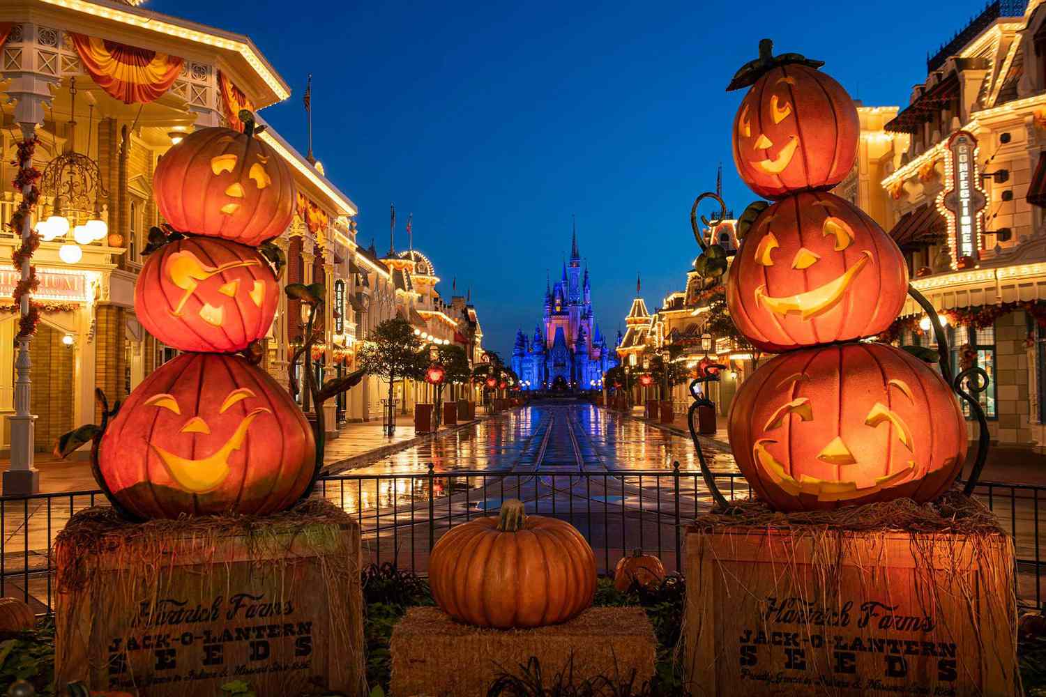 Celebrate Halloween This Fall With Spooky Snacks At Walt Disney World