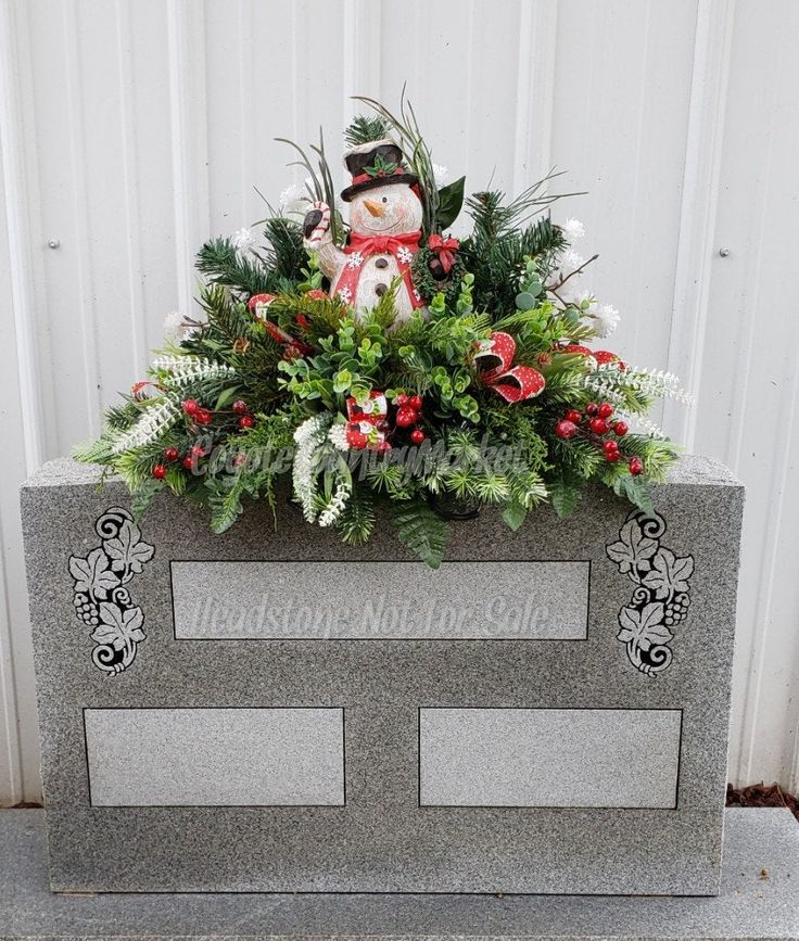 Christmas Cemetery Flowers Headstone Saddle Grave Decoration