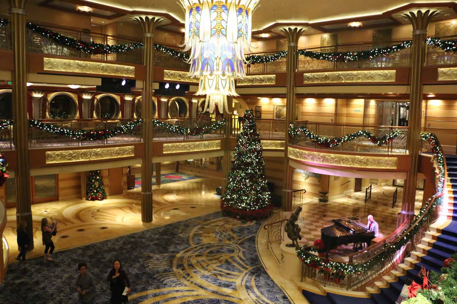 Christmas On A Cruise Ship Cruisemiss Com