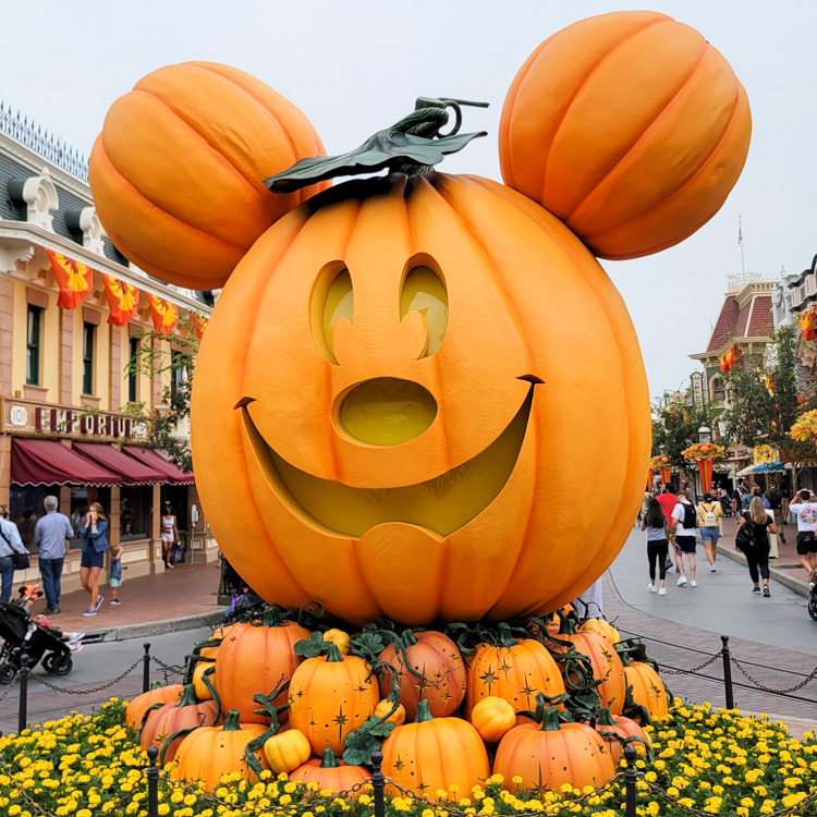 Complete Guide For Celebrating Halloween At Disneyland With Kids