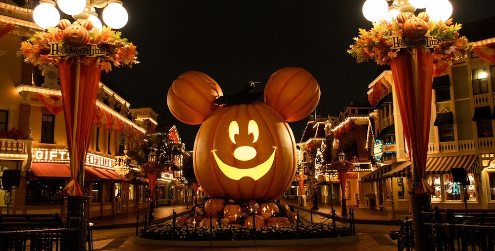 Disney Halloween Decorations Drdclassichome Com