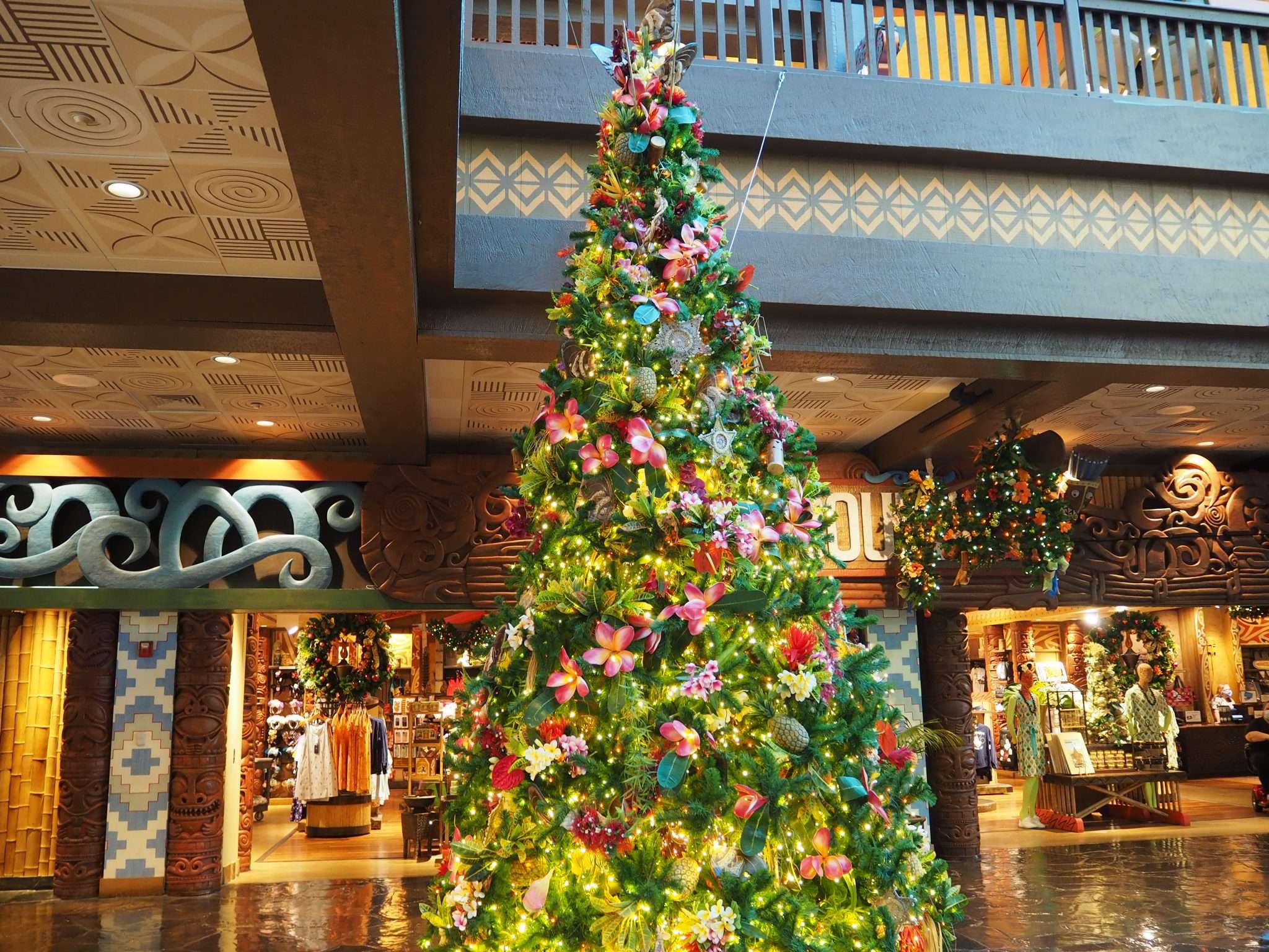 Disney Resort Christmas Decorations At Walt Disney World Holiday