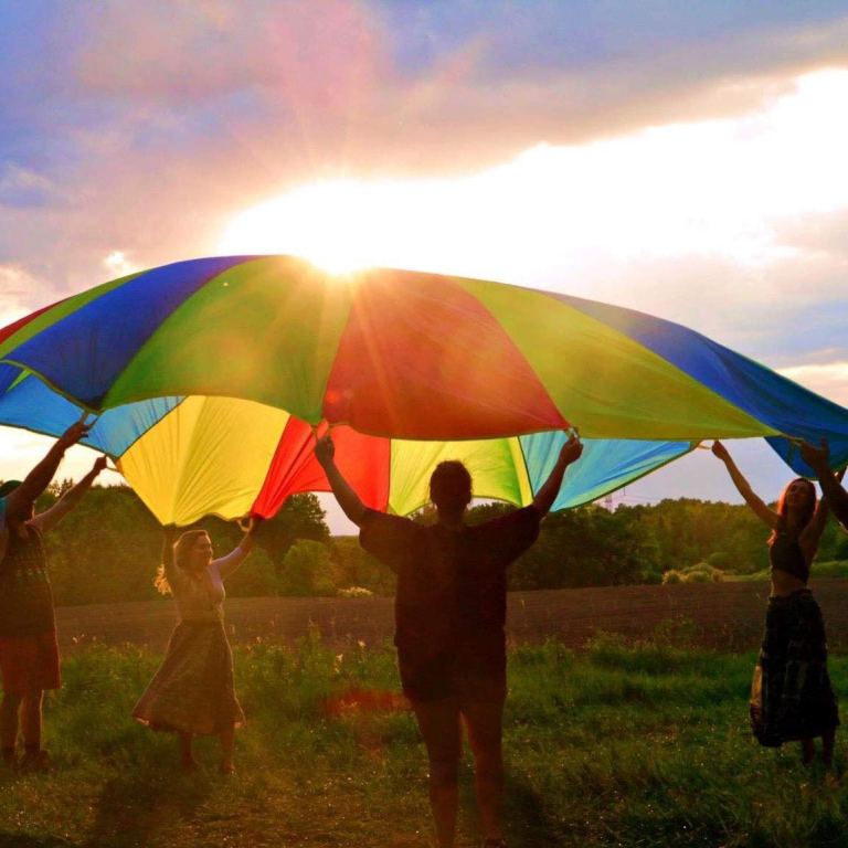 Giant Parachute Games In Elementary School Jennifer Chronicles