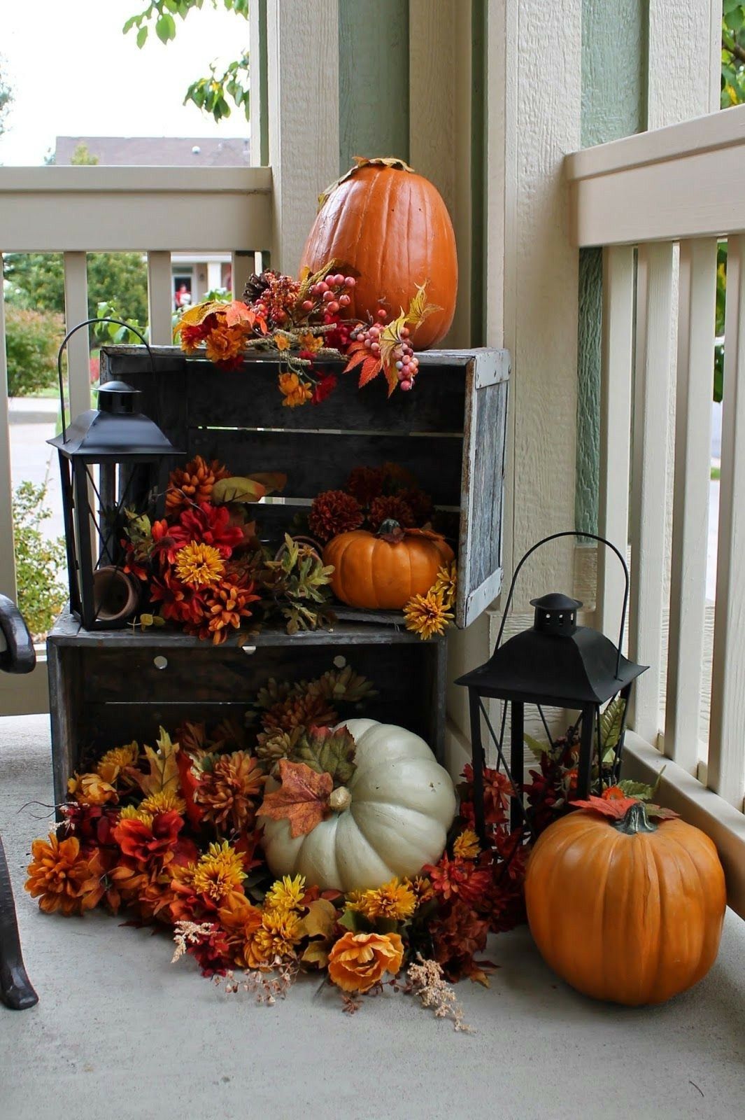 Hailey S Fall Decorations For The Holidays Fall Decorations Porch