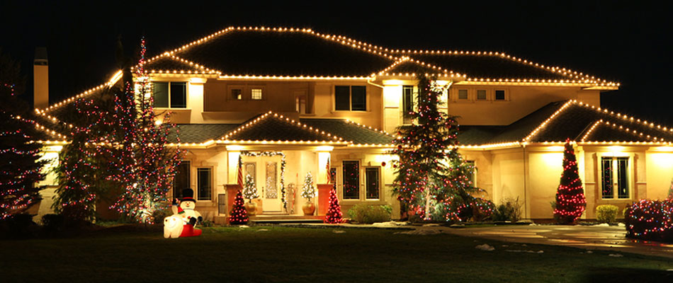 How Early Is Too Early To Put Up Your Christmas Decorations Precision Cutz Lawn Care Blog