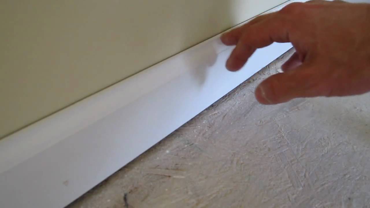 How To Fill Gaps In Trims Using Decorators Caulk Youtube