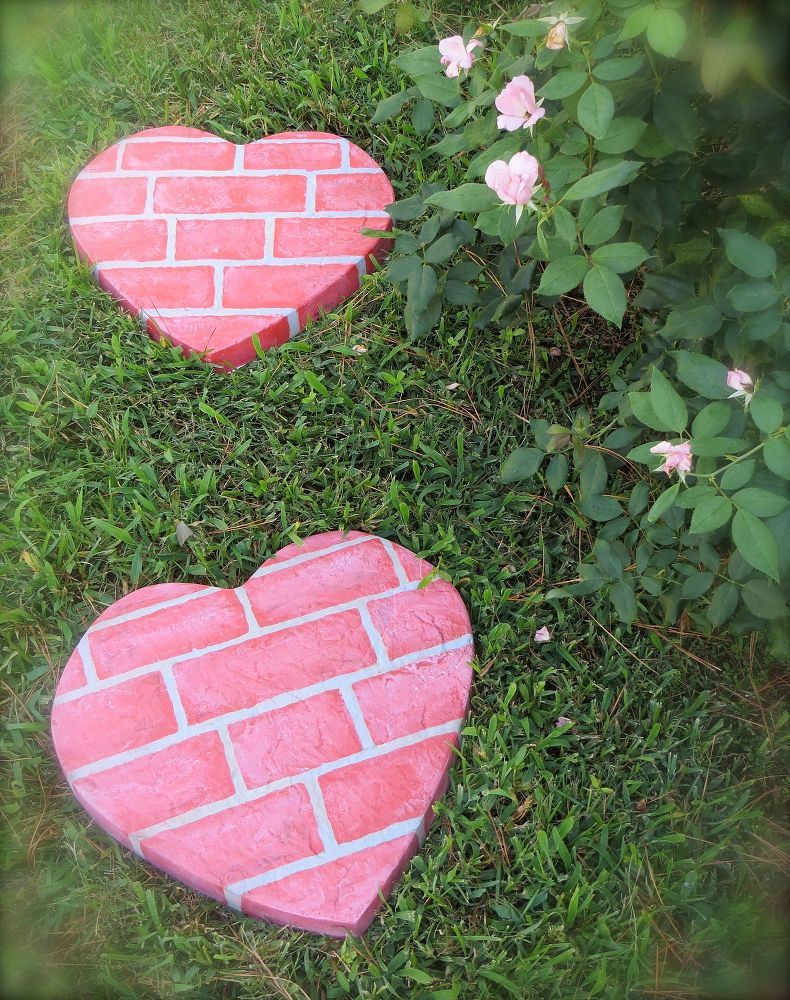 How To Make Garden Stepping Stones With Unique And Quirky Designs