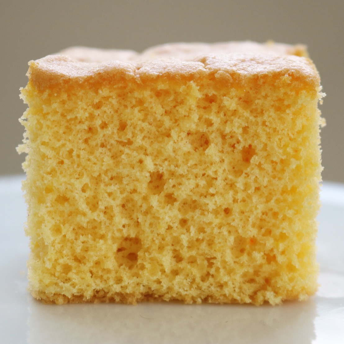 How To Make The Perfect Sponge Cake The New York Times