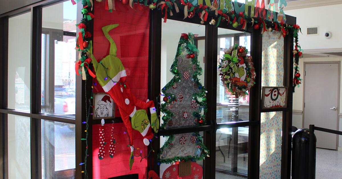 Hunt County Tax Office Chooses Grinch Theme To Win Christmas