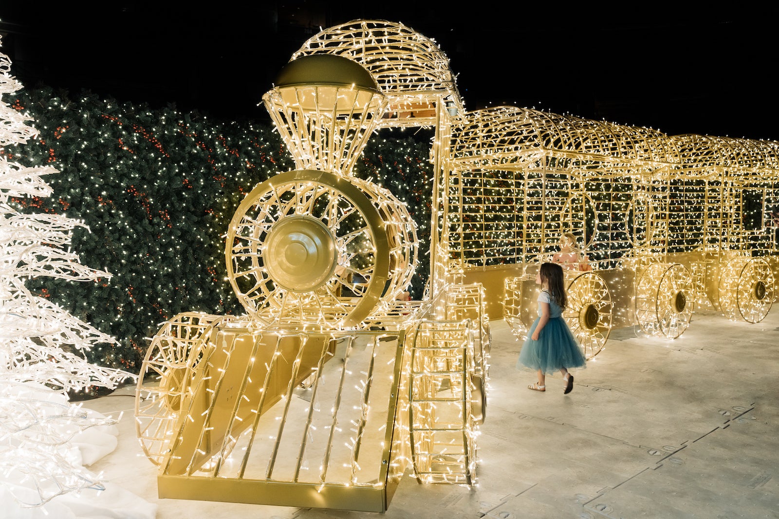 Las Vegas Sphere Christmas Holiday Season Displays Christmas Even Las