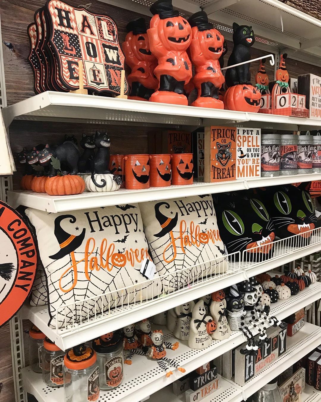 Michael Amp 39 S Halloween Decorations On Sale This Week