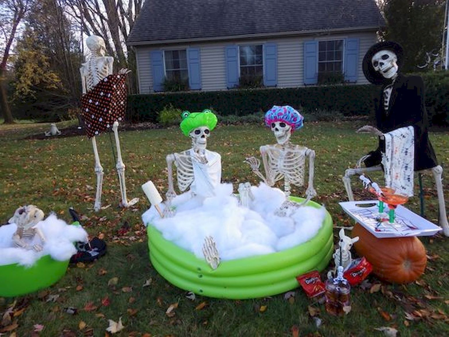 Must See Halloween Yard Displays Over The Top Decorations 2021