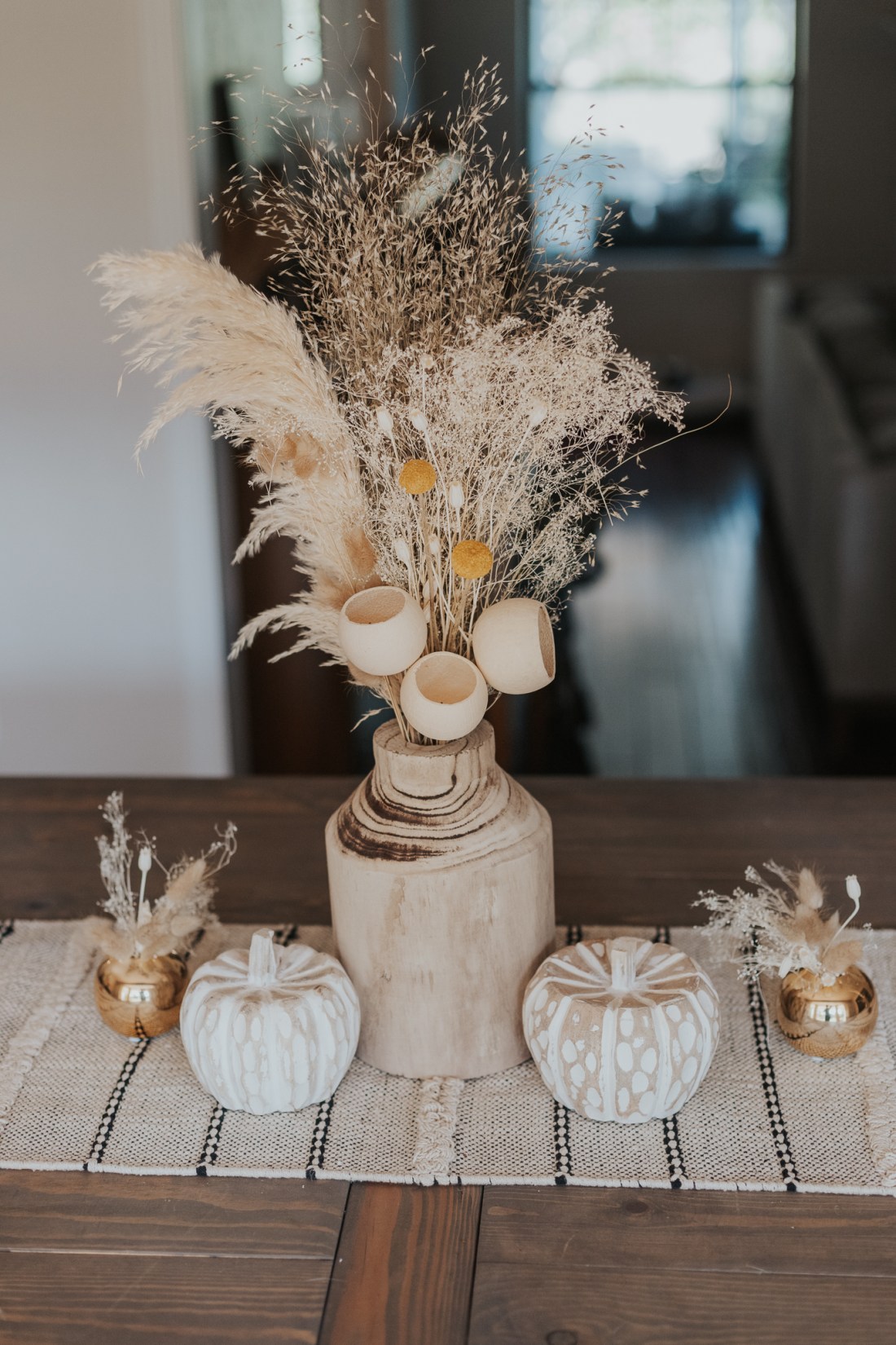 Neutral Fall Floral Arrangements This Rustic Soul