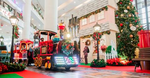 Once Upon A Christmas Town Berjaya Times Square Kuala Lumpur