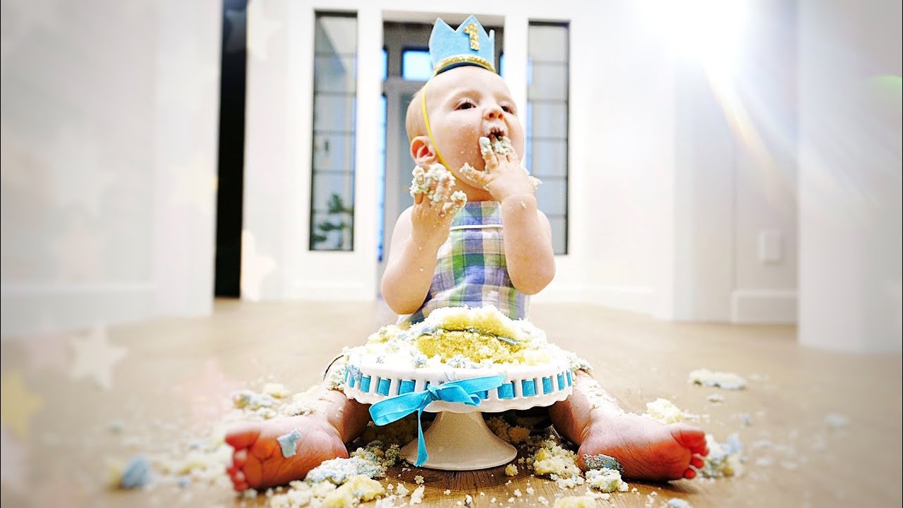 Our Baby Smashed The Cake Tips For Simplifying Party Planning Youtube