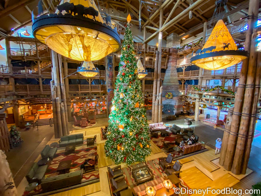 Photos The Halls At Disney S Wilderness Lodge Are Decked Out For