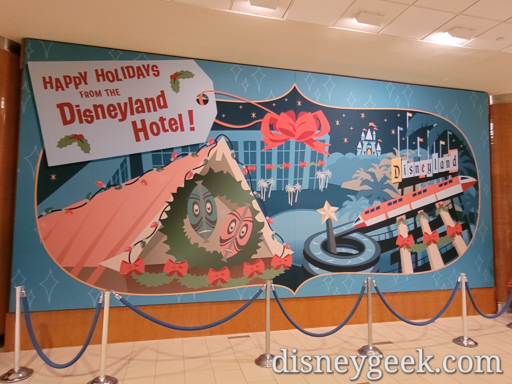 Pictures Disneyland Hotel Christmas Decorations The Geek S Blog