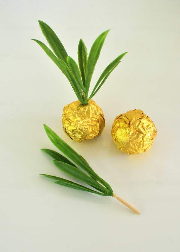 Pineapple Party Favors For Your Summertime Celebrations