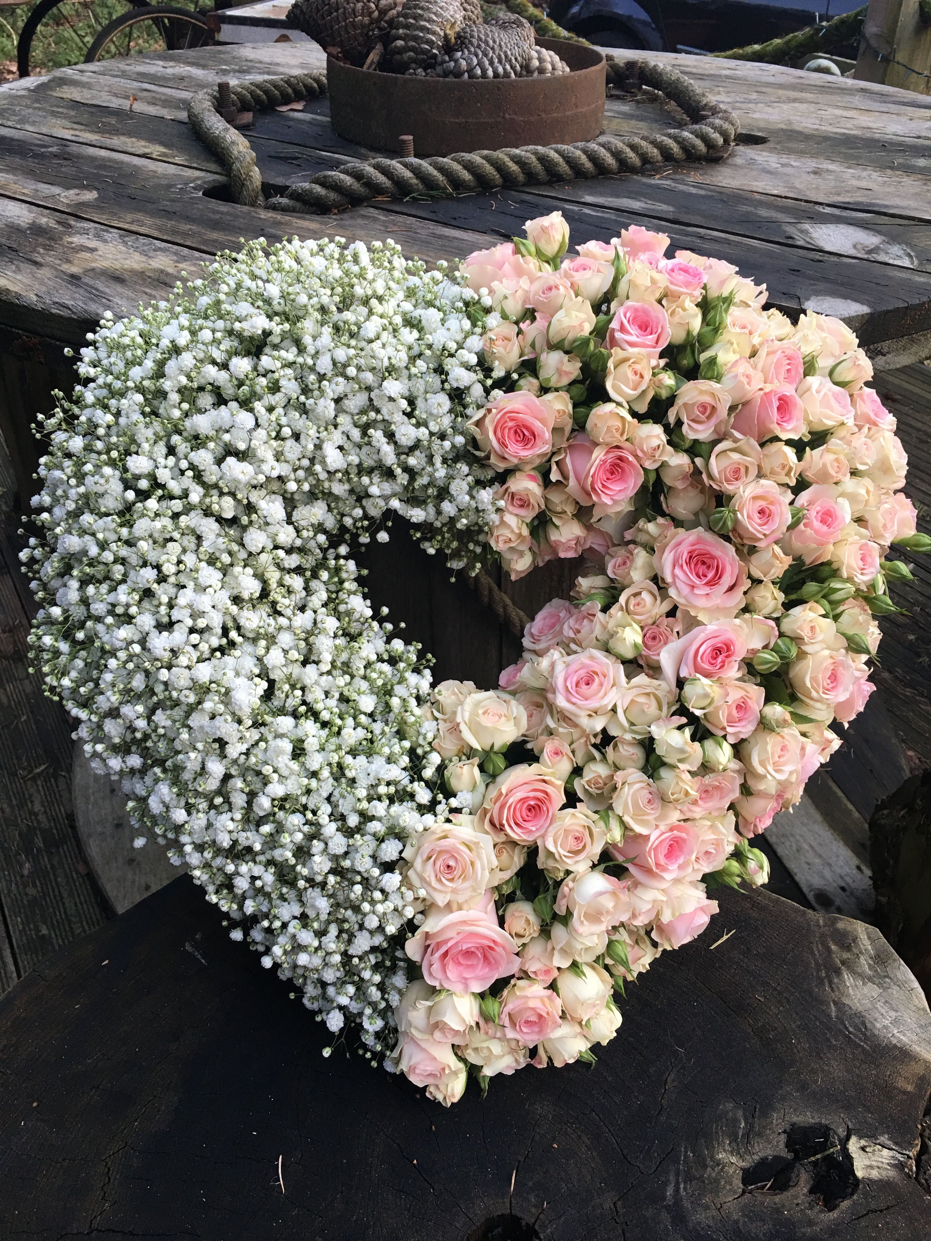 Pretty Rose Heart Flower Tribute Bespoke Funeral Flowers Www