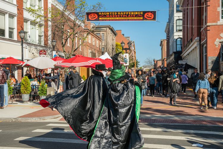 Salem Massachusetts Faces Congestion During Halloween Season