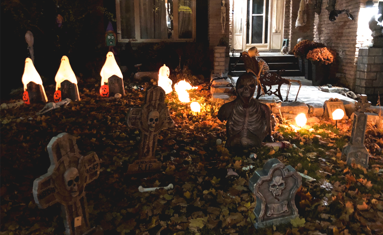 Spooktacular Diy Halloween Decor Ideas For Your Front Yard Halloween